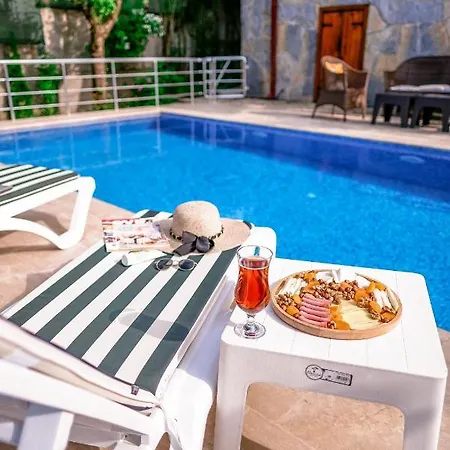 Havuzlu Mustakil Luex Doga 150 Mt2 *