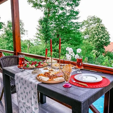 Havuzlu Mustakil Luex Doga 150 Mt2 *